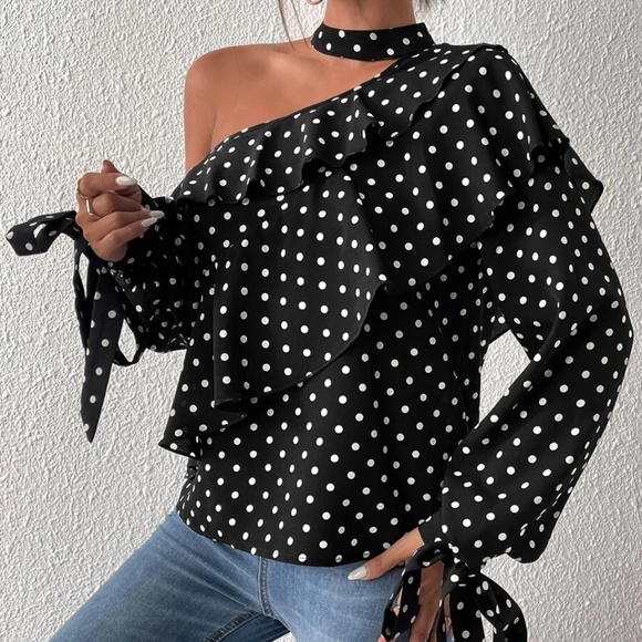 Classic Polka Dot One Shoulder Ruffle Blouse - Picture 3 of 4
